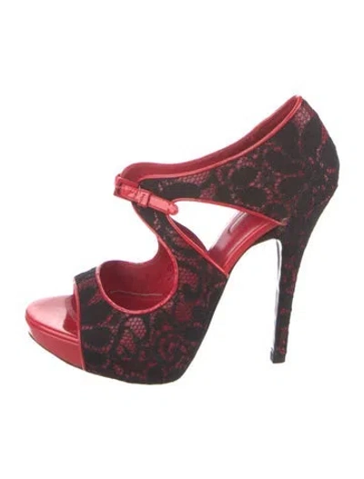 Pre-owned Cesare Paciotti Lace Printed Pumps In Red