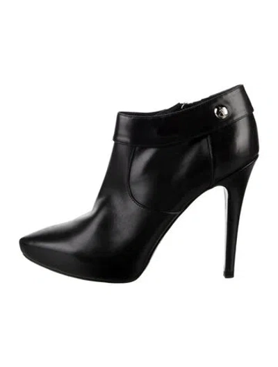 Pre-owned Cesare Paciotti Leather Studded Accents Pumps In Black
