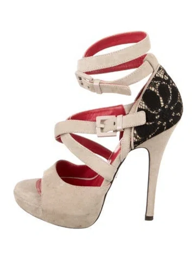 Pre-owned Cesare Paciotti Suede Lace Pattern Pumps In Neutrals