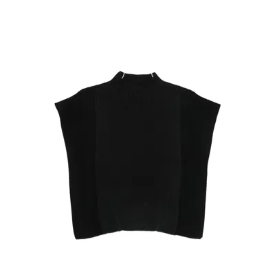 Cfcl Portrait Ruffled-sleeves Ribbed Top In Black
