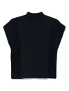 Cfcl Portrait Crease Top In Blue