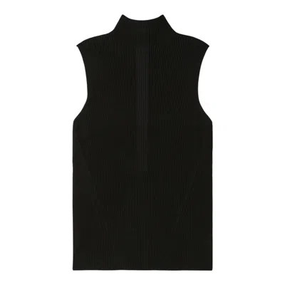Cfcl Portrait Sleeveless Top In Black