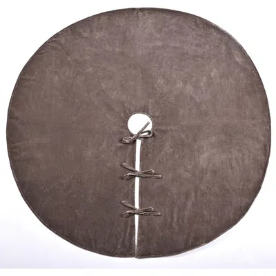 Cg Hunter Velvet Tree Skirt In Brown