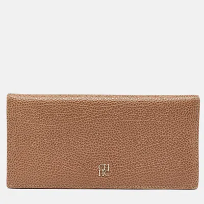 Ch Carolina Herrera Beige Leather Long Bifold Wallet In Sand