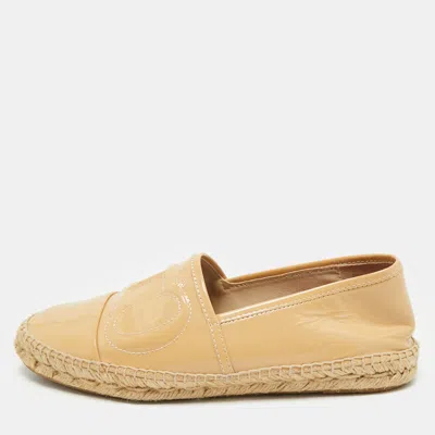 Ch Carolina Herrera Beige Patent Leather Ch Logo Espadrille Flats In Nude