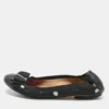 Ch Carolina Herrera Black Leather And Patent Leather Bow Scrunch Ballet Flats In Black