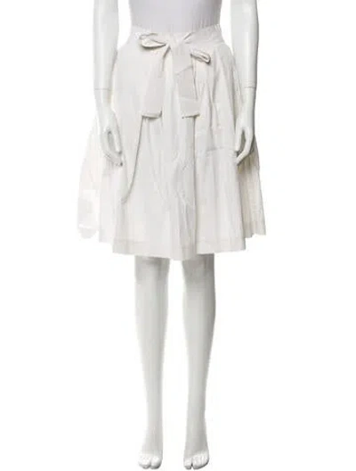Pre-owned Ch Carolina Herrera Bow Accents Knee-length Skirt In White