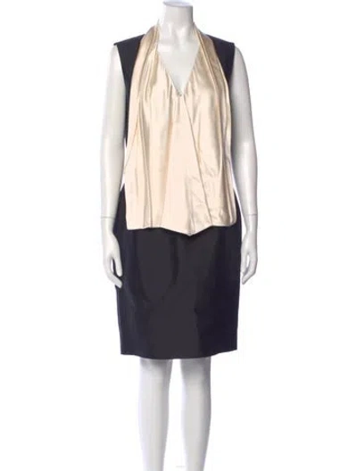 Pre-owned Ch Carolina Herrera Colorblock Pattern Knee-length Dress In Neutral