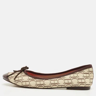 Ch Carolina Herrera Cream/brown Monogram Canvas Bow Ballet Flats In White