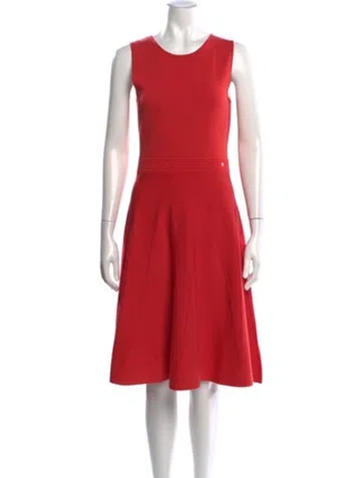 Pre-owned Ch Carolina Herrera Crew Neck Knee-length Dress In Red