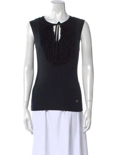Pre-owned Ch Carolina Herrera Crew Neck Sleeveless Top In Black