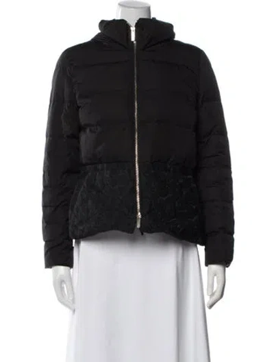 Pre-owned Ch Carolina Herrera Down Jacket In Blue