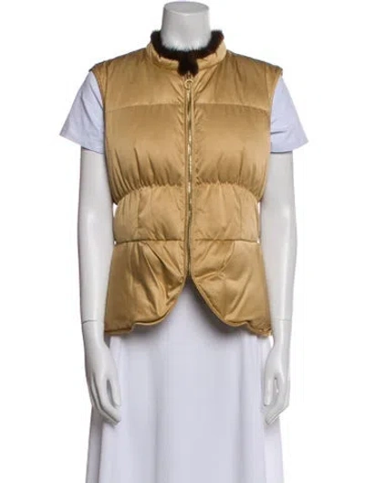 Pre-owned Ch Carolina Herrera Down Jacket In Gold