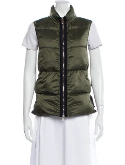 Pre-owned Ch Carolina Herrera Down Jacket In Green