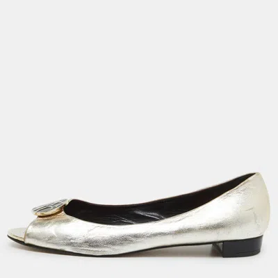 Pre-owned Ch Carolina Herrera Gold Leather Logo Peep-toe Ballet Flats Size 38