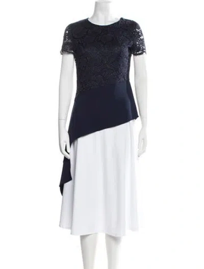 Pre-owned Ch Carolina Herrera Lace Pattern Crew Neck Blouse In Blue