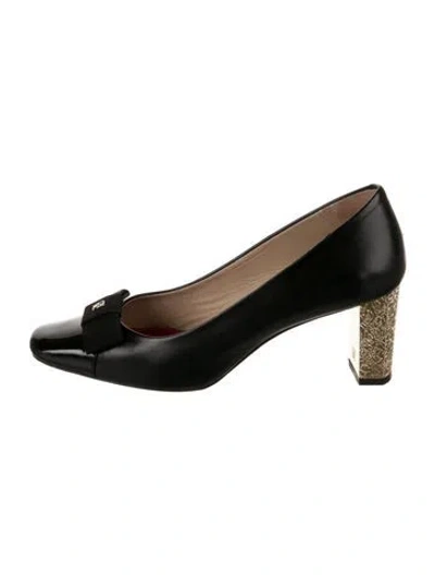 Pre-owned Ch Carolina Herrera Leather Bow Accents Pumps In Black