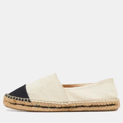 Pre-owned Ch Carolina Herrera Off White/black Canvas Cap Toe Flat Espadrilles Size 38 In Cream