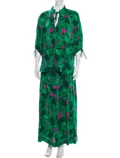 Pre-owned Ch Carolina Herrera Printed Pleated Accents Pant Set In Green