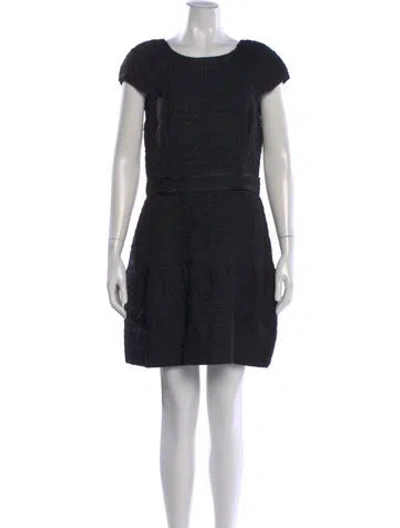 Pre-owned Ch Carolina Herrera Scoop Neck Mini Dress In Black