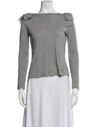 Pre-owned Ch Carolina Herrera Silk Bateau Neckline Top In Grey