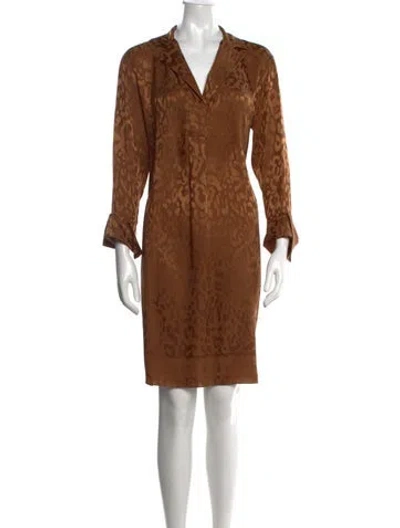 Pre-owned Ch Carolina Herrera Silk Knee-length Dress In Brown