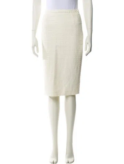 Pre-owned Ch Carolina Herrera Silk Knee-length Skirt In Neutral