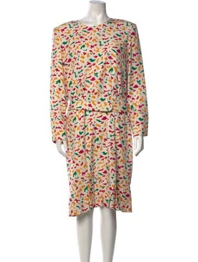 Pre-owned Ch Carolina Herrera Silk Midi Length Dress In Neutrals