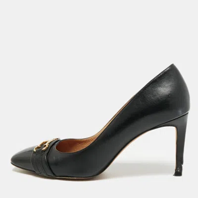 Pre-owned Ch Carolina Herrera Size 37 Black Leather And Patent Leather Pumps