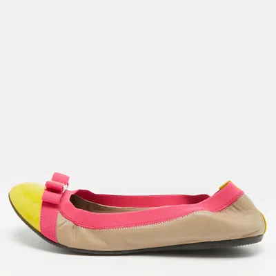 Pre-owned Ch Carolina Herrera Size 38 Multicolor Leather And Patent Leather Scrunch Ballet Flats