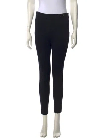 Pre-owned Ch Carolina Herrera Skinny Leg Pants In Black