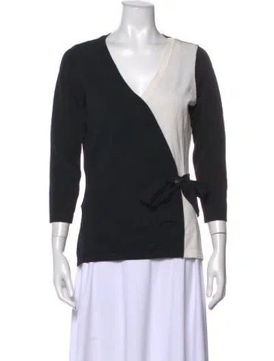 Pre-owned Ch Carolina Herrera V-neck Three-quarter Sleeve Top In Black