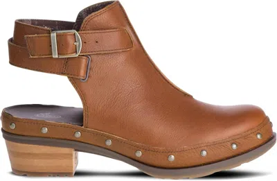 Chaco Women's Cataluna Clog In Orche In Brown