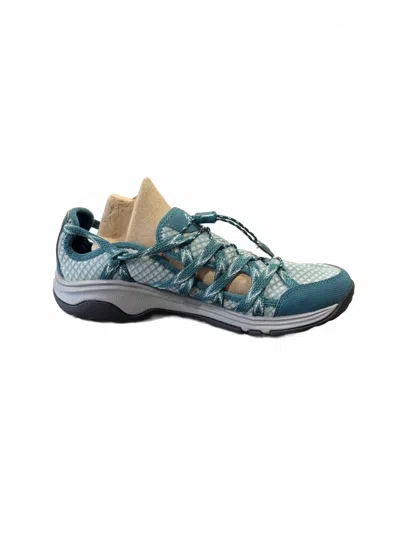 Chaco Women's Outcross Evo 1.5 Water Shoe In Teal In Blue