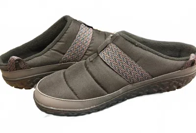 Chaco Women's Ramble Puff Shoe Clogs In Dusty Olive In Gray