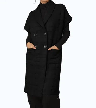 Chalet Et Ceci Rainey Short Sleeved Vest In Black