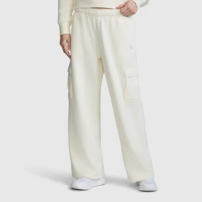 Champion Fleece Cargo Training Pant In Unbleached Cotton