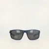 Champion Men's Polarized Rectangle Retainer Wrap - Medium In Gray
