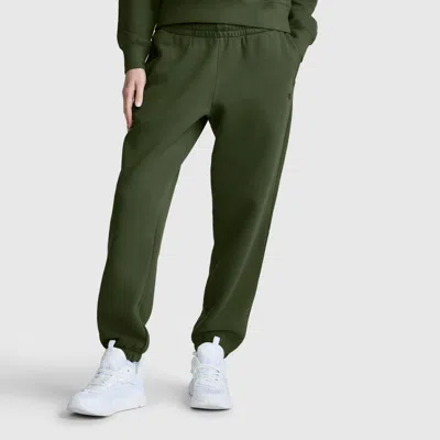 Champion Powerblend Oversized Sweatpants, C Logo In Chive