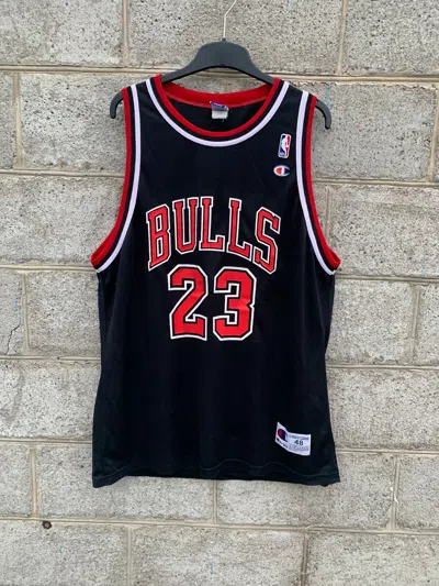 Pre-owned Champion X Nba Vintage Michael Jordan Champion Chicago Bulls Jersey In Black