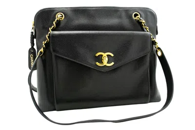 Pre-owned Chanel - Black Leather Shoulder Bag ()