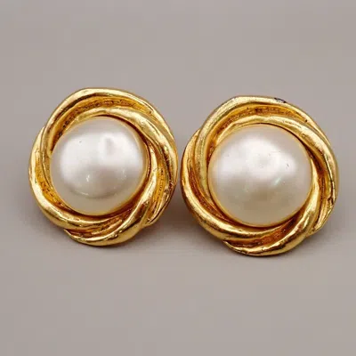Pre-owned Chanel - Metal Earring Jewelry () In Gold
