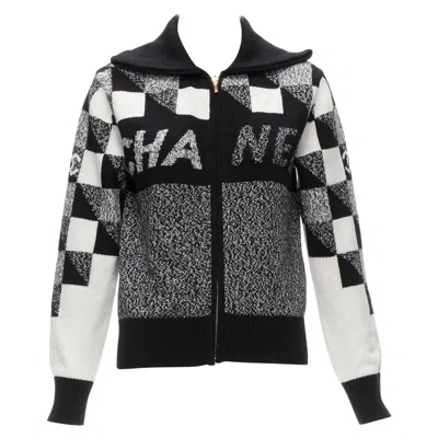 Pre-owned Chanel 100% Cashmere Graphic Cc Logo Black White Cardigan Fr34 Xs