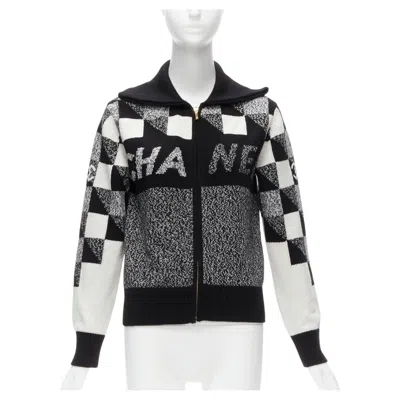 Pre-owned Chanel 100% Cashmere Graphic Cc Logo Black White Cardigan Fr34 Xs