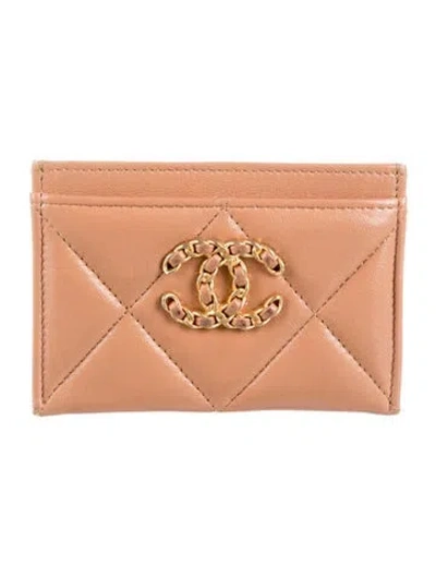 Pre-owned Chanel 19 Card Holder Interlocking Cc Logo Card Holder In Brown