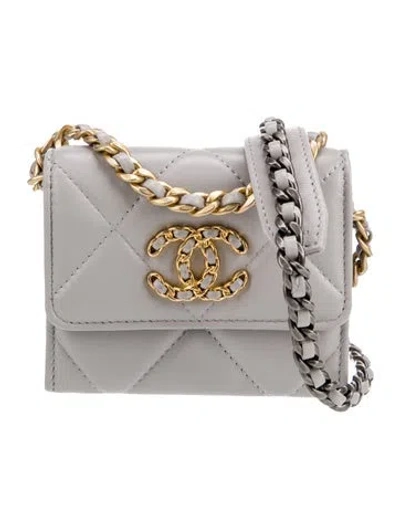 Pre-owned Chanel 19 Card Holder On Chain In Gray
