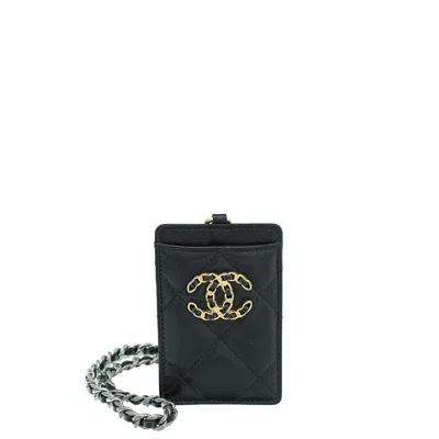 Pre-owned Chanel 19 Card Holder On Chain In Silver
