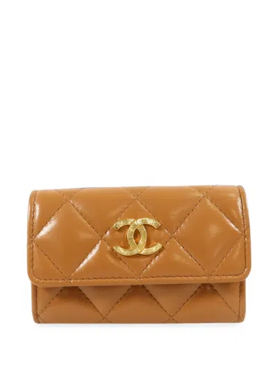 Pre-owned Chanel 19 Cc Card Holder In Neutrals