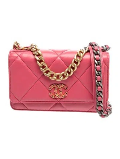 Pre-owned Chanel 19 Flap Wallet On Chain In Pink