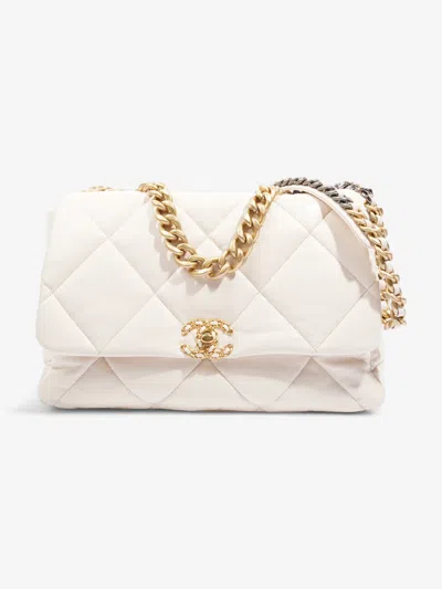 Pre-owned Chanel 19 Maxi Cream Lambskin Leather Shoulder Bag In White